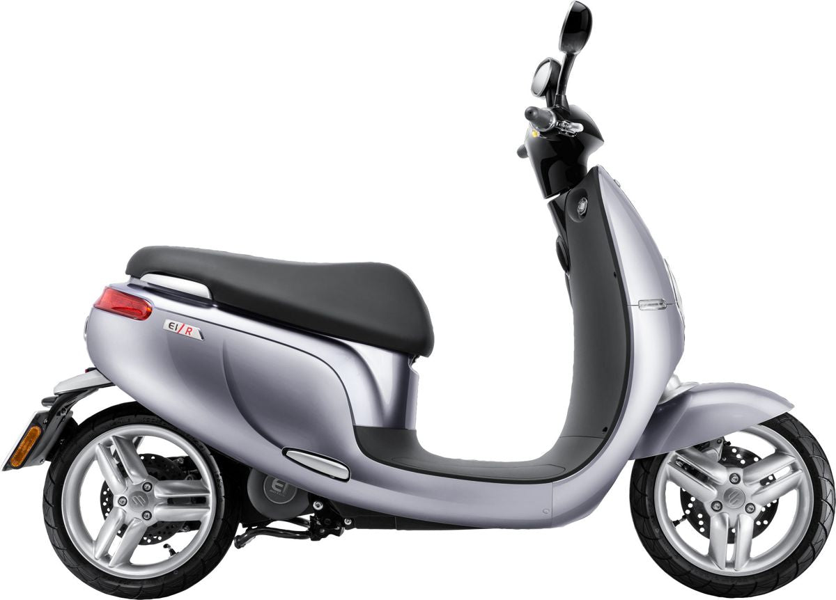 SAXXX Ecooter E1R 4000W 64V 40Ah 75km/h