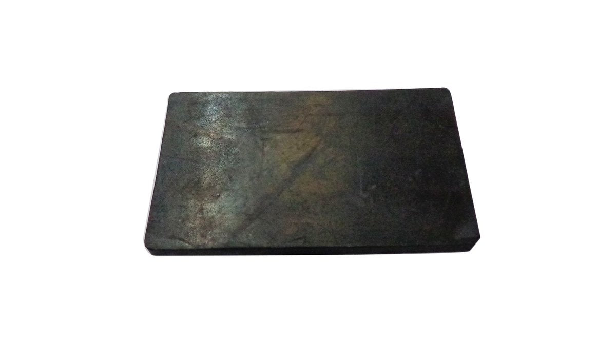 Battery dampening plate