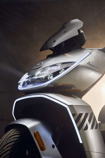 Sunra Dream 7 6000W 72V 72Ah 110 km/h