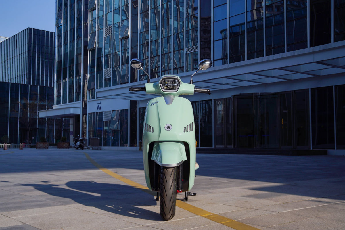 Sunra Future City 2000W 72V 26Ah 45 km/h